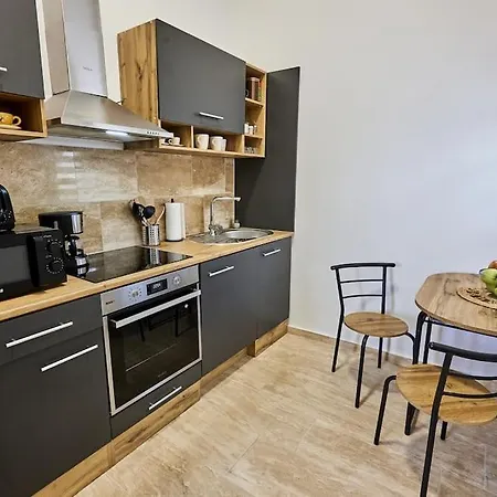 Varfal Apartman Sopron Exterior photo